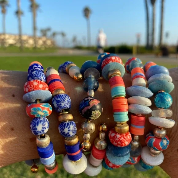 2 piece Handmade bracelet set /stack, in beachy blues. And pinks - Picture 7 of 14